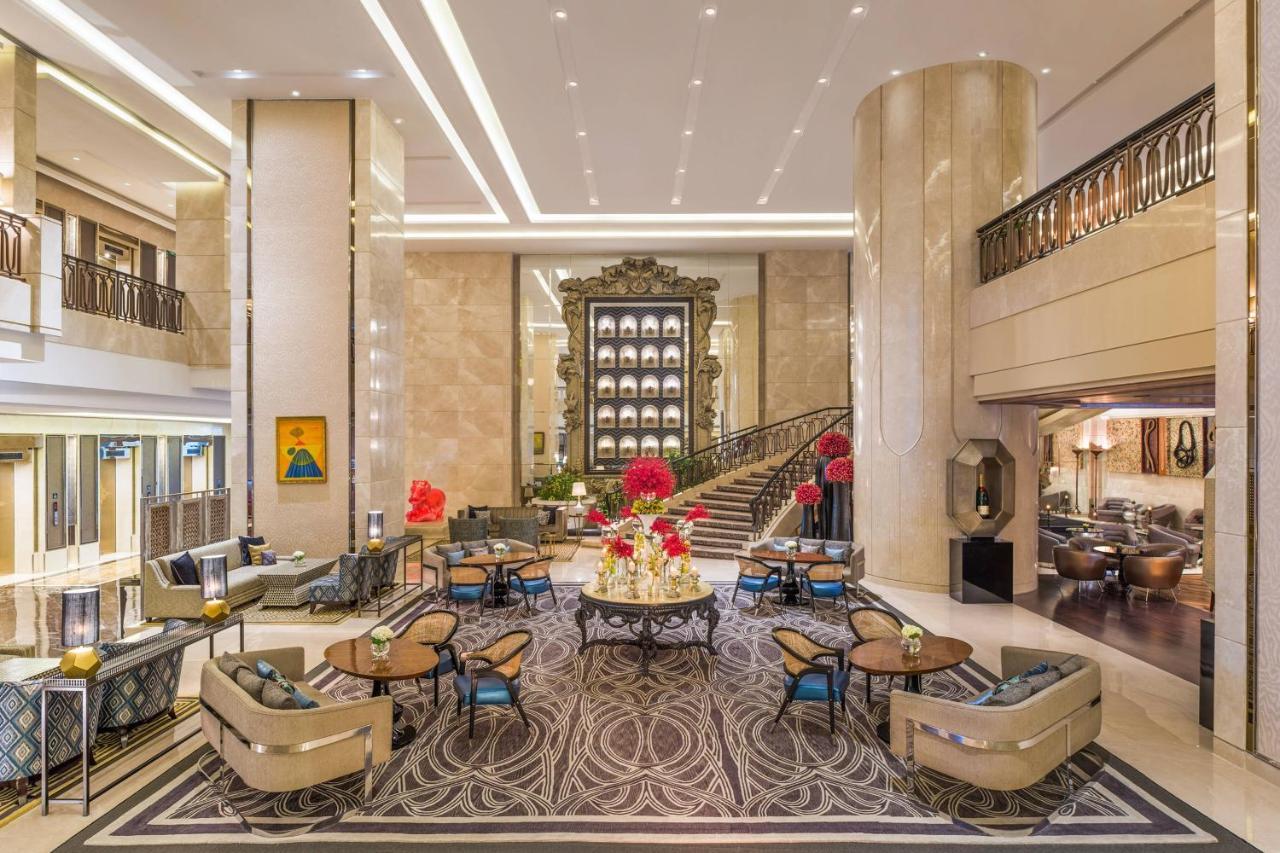 The St. Regis Mumbai Hotel Eksteriør billede The lobby of the hotel