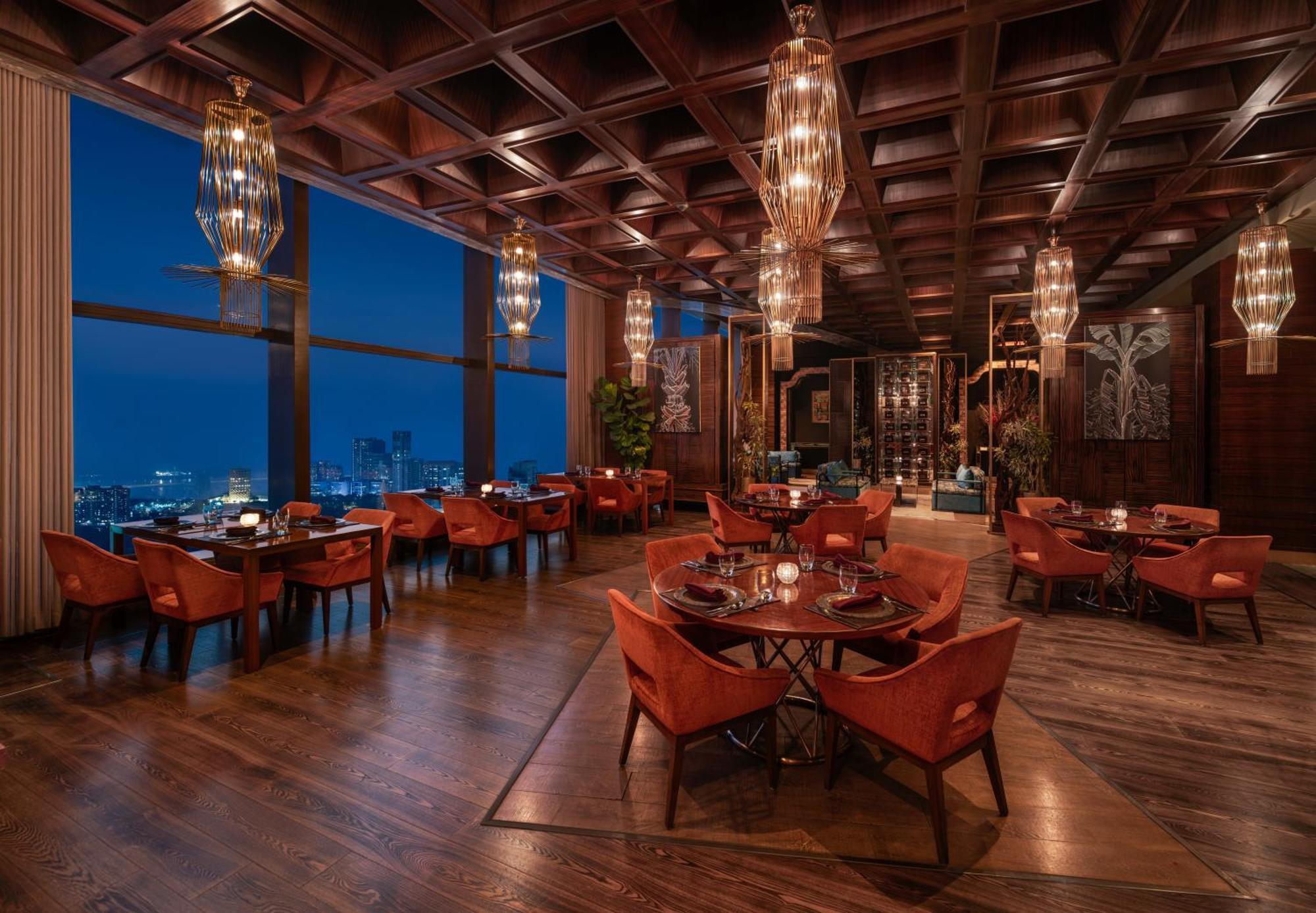 The St. Regis Mumbai Hotel Eksteriør billede The restaurant